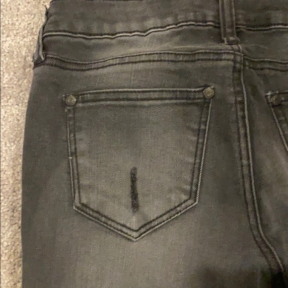 Edgy Distressed Black Cropped Skinny Jeans - Picture 3 of 5